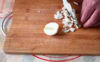 버섯 샴 피뇽 수프를 만드는 단계별 레시피