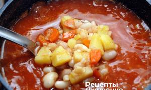Tomatsoppa med bönor - magert recept med foto Bönsoppa med färska tomater