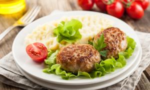 How to cook minced meat cutlets