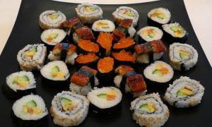 Sushi kodus Rullide valmistamine samm-sammult