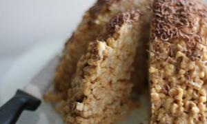 Anthill cake: classic with condensed milk and without baking with cookies