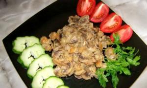 Stewed cabbage with mushrooms Stewed vegetables with champignons recipe