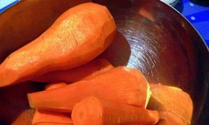 Koreansk gulrotoppskrift hjemme Hvordan lage gulrøtter hjemme