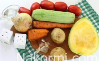 Rebus sayuran dengan labu dan zucchini