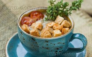 말린 버섯 수프 요리법 : 재료, 조리법, 요리 요령