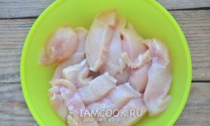 Chicken in kefir with potatoes in the oven