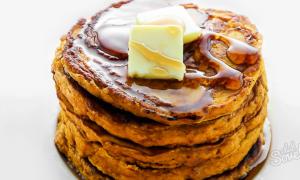 Pumpkin pancakes recipes: quick and tasty