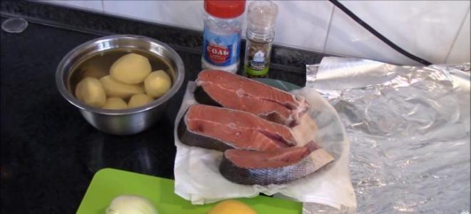 Čum losos, pečen u rerni: dva recepta