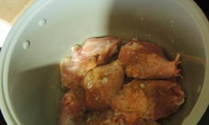 Паелья в мультиварці (з куркою та морепродуктами) - класичний рецепт з фото Паелья 4 сезони як готувати в мультиварці