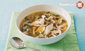 Secrets of making mushroom soup from harvested dried mushrooms Chicken soup from dried mushrooms